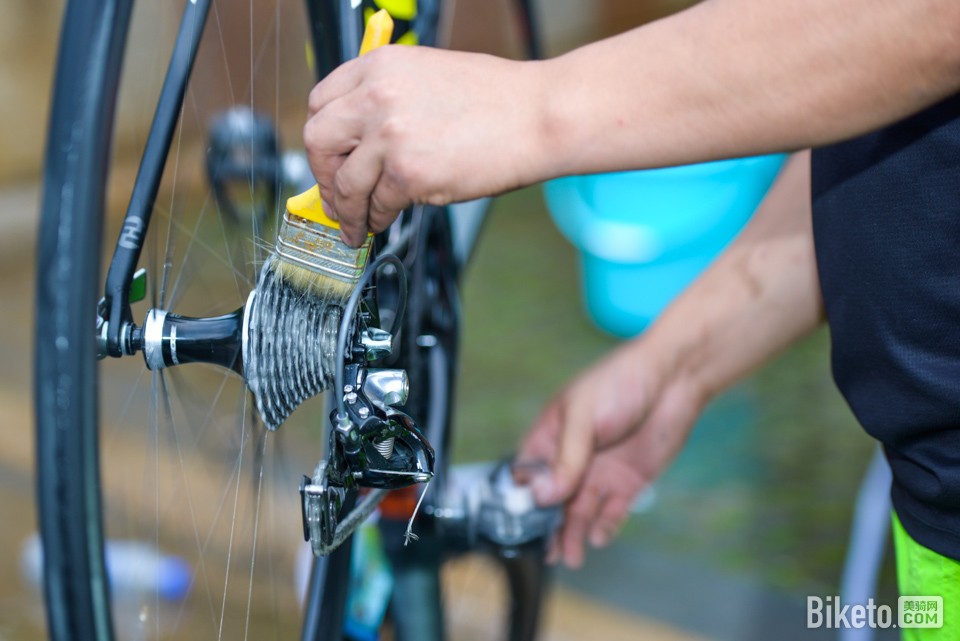 黔西南公安交警持续开展“拒绝酒驾”行动