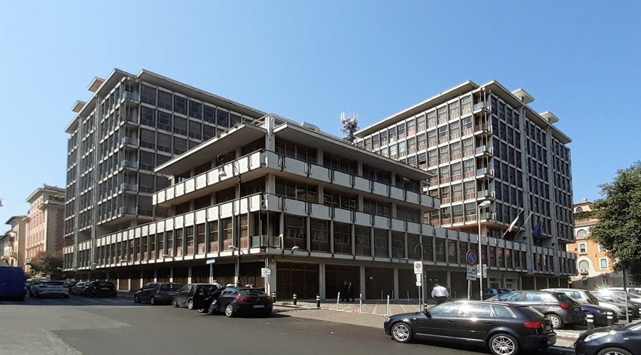 沃尔玛不满高费用而重新评估与TradeDesk(TTD.US)的协议,TradeDesk面临失去重要客户